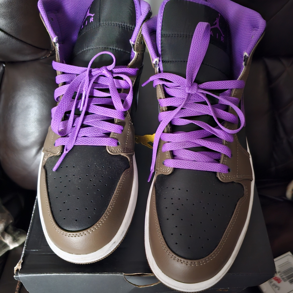 Jordan Retro 1's Men's Black and Brown Sneakers with Purple Accents